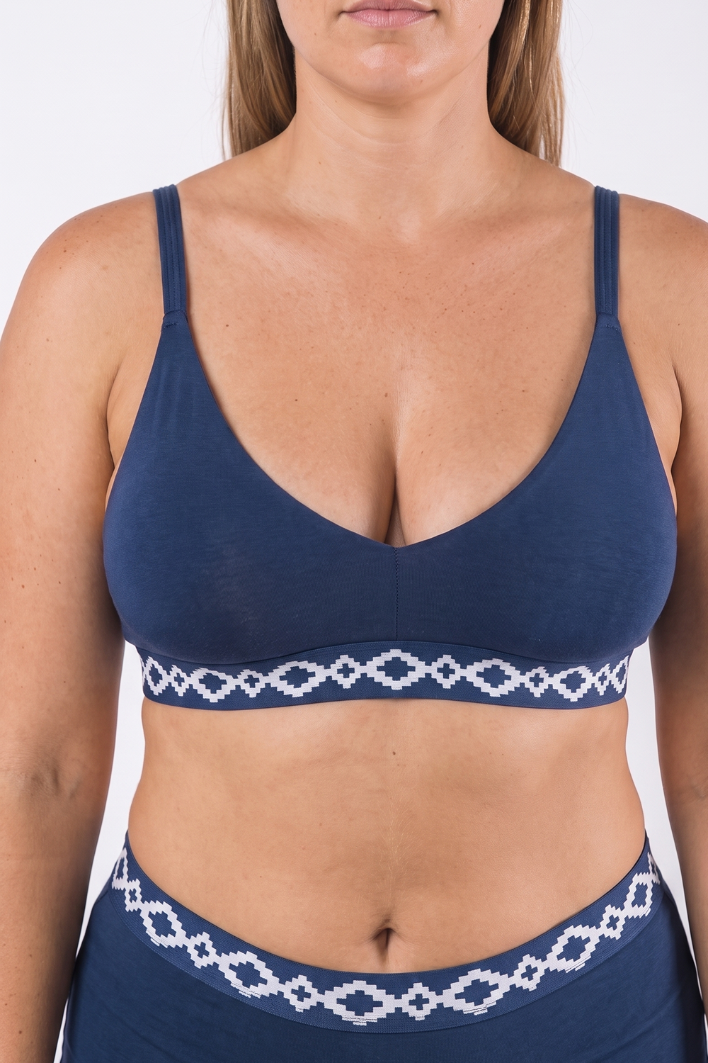 The Big Corbina Blue | La Matera x Shinesty Navy Boob Hammock™ Plunge Bralette - Shinesty
