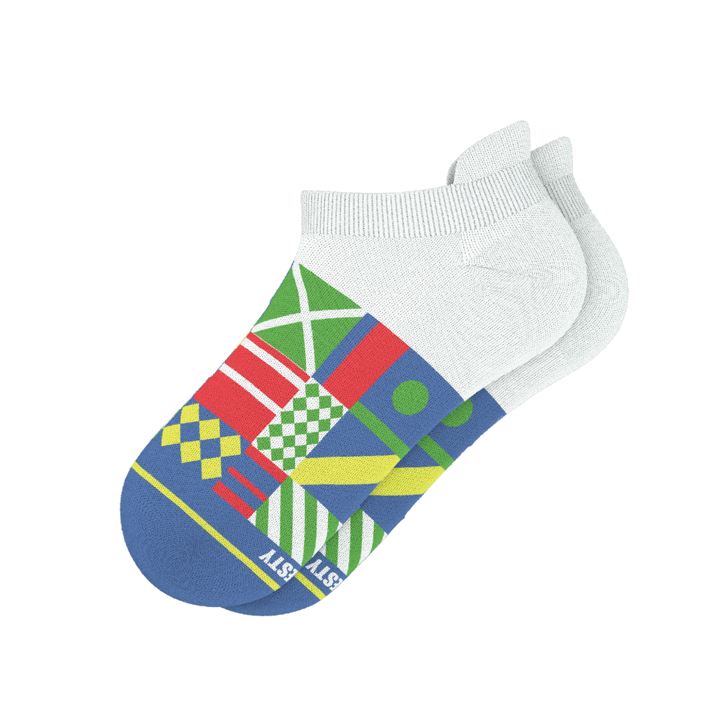 The Secretariat | Derby Flag Heel Hammock™ Ankle Socks - Shinesty