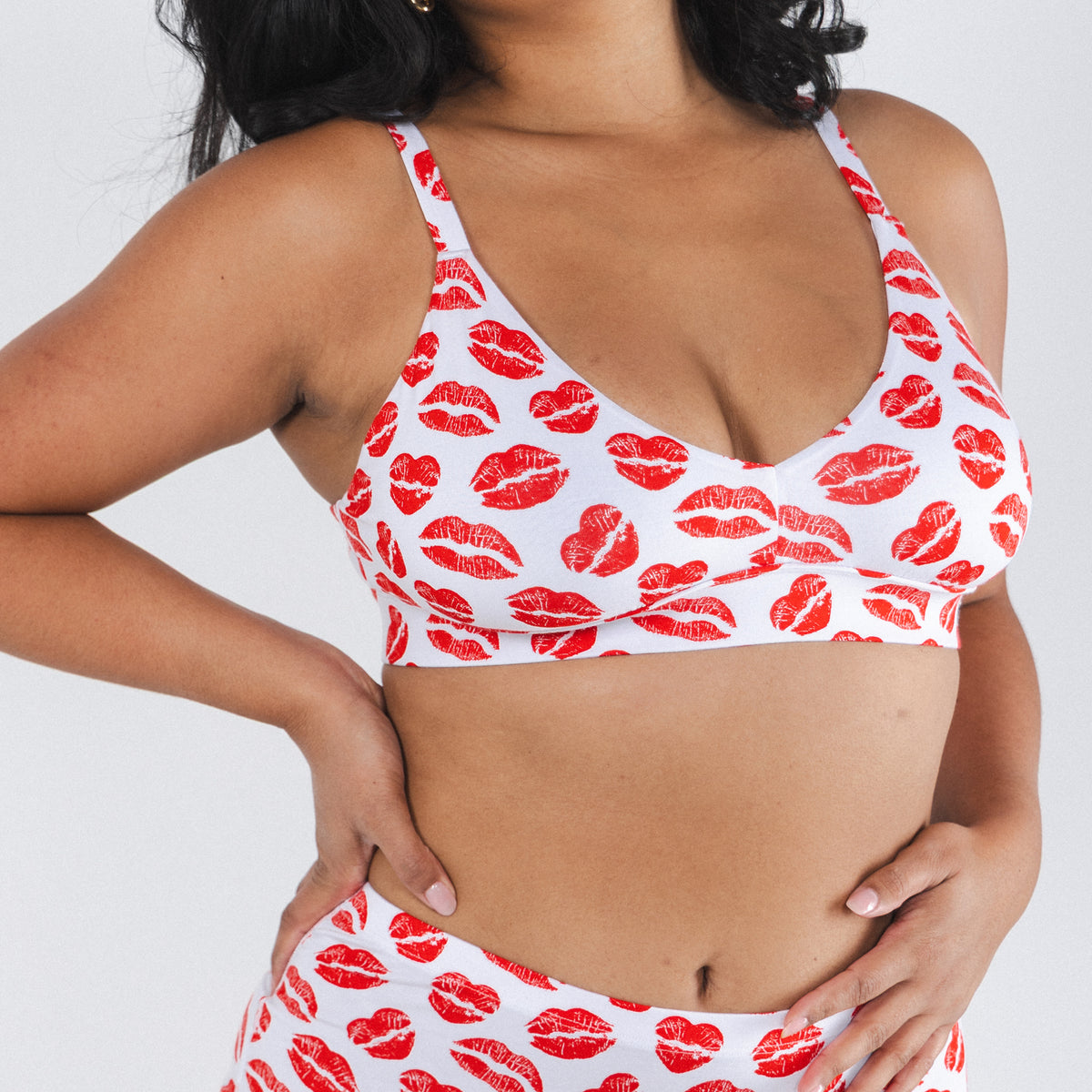 The Pucker Up | Lipstick Kiss Boob Hammock™ Plunge Bralette - Shinesty